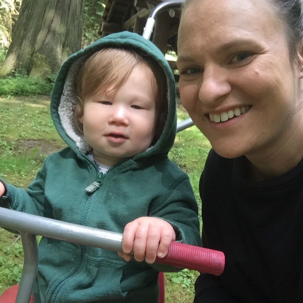 Meet your Posher, Alyson